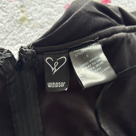 Black Off-Shoulder Corset Mini Dress - Picture 2 of 9